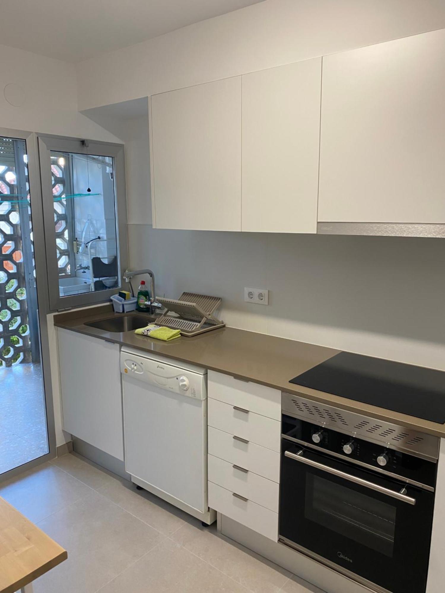 Large Apartment With Sea Views スエカ エクステリア 写真